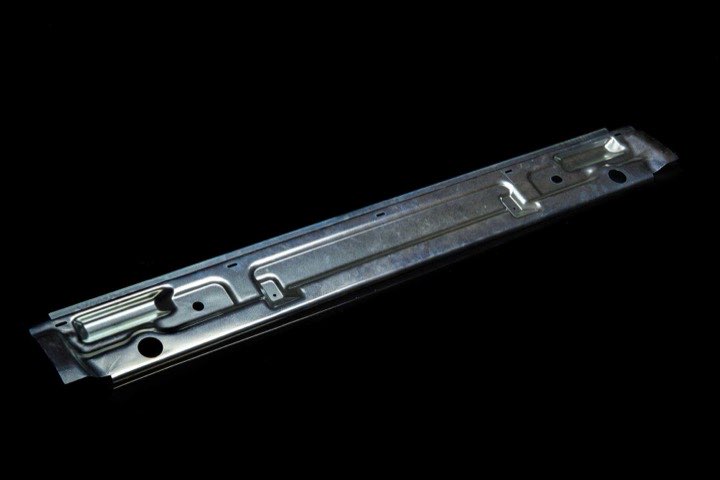 Precision metal part produced at Prototier-1